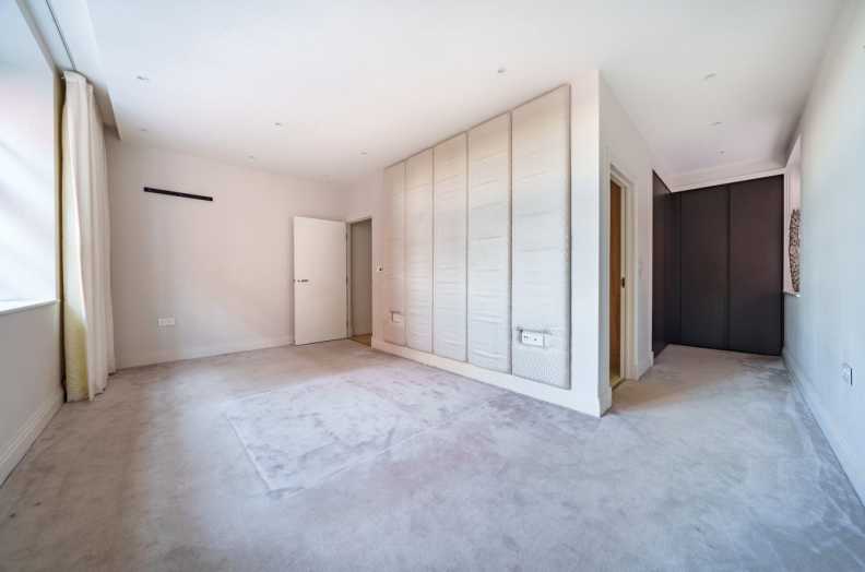 4 bedrooms apartments/flats to sale in Kidderpore Avenue, Hampstead-image 5