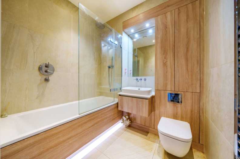 4 bedrooms apartments/flats to sale in Kidderpore Avenue, Hampstead-image 17