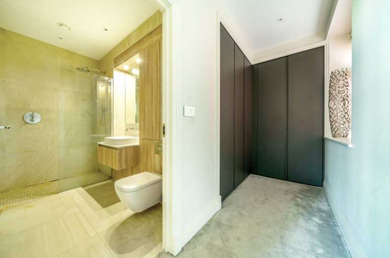 4 bedrooms apartments/flats to sale in Kidderpore Avenue, Hampstead-image 11