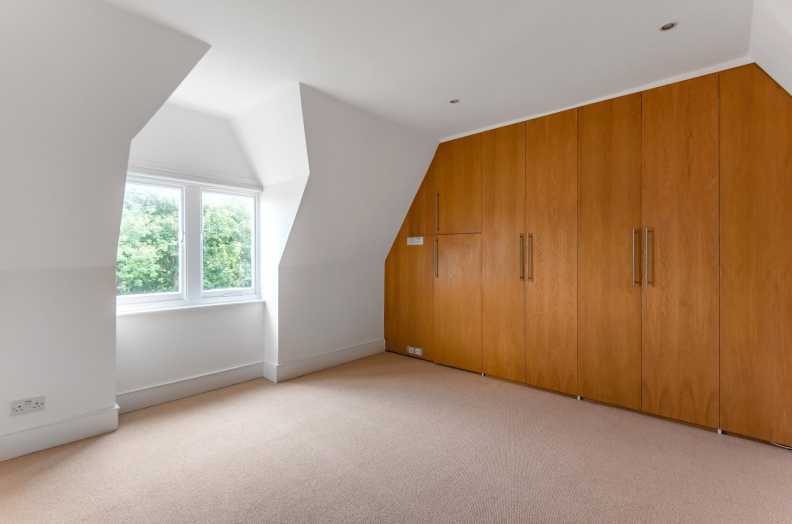 2 bedrooms apartments/flats to sale in Crescent Road, Crouch End-image 6