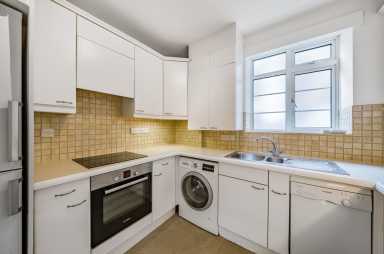 Belsize Avenue, Belsize Park - NW3 view 3