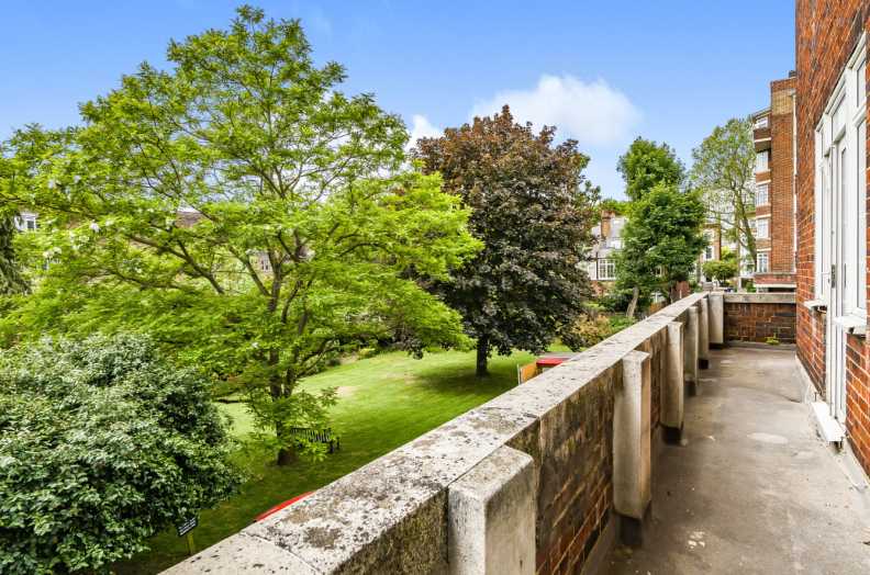 2 bedrooms apartments/flats to sale in Belsize Avenue, Belsize Park-image 7