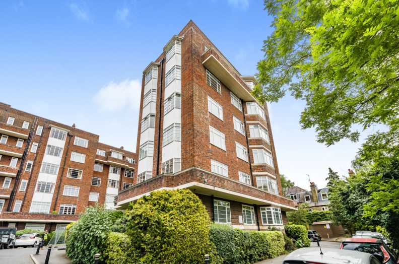 2 bedrooms apartments/flats to sale in Belsize Avenue, Belsize Park-image 1