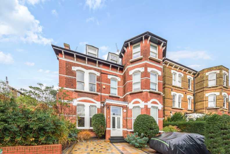 2 bedrooms apartments/flats to sale in Woodchurch Road, West Hampstead-image 1