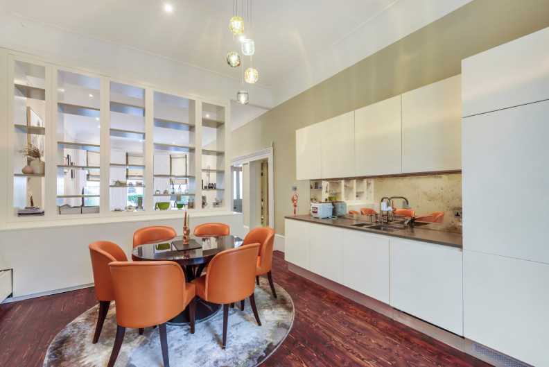 2 bedrooms apartments/flats to sale in Woodchurch Road, West Hampstead-image 14