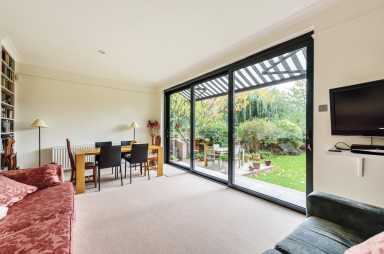 Nassington Road, Hampstead Heath - NW3 view 3