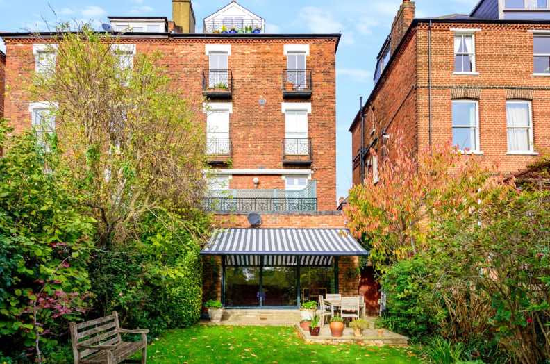 3 bedrooms apartments/flats to sale in Nassington Road, Hampstead Heath-image 13