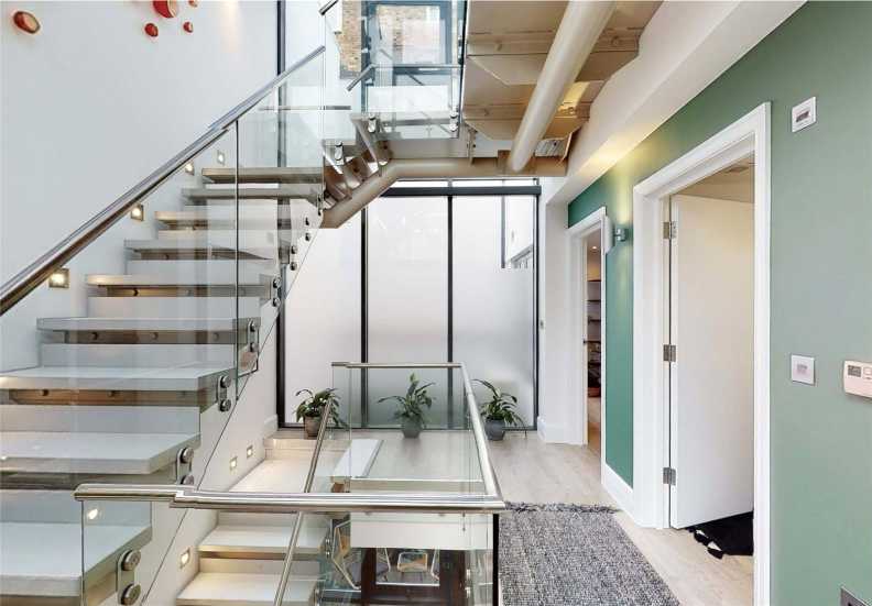 3 bedrooms houses to sale in Whittlebury Mews East, Primrose Hill-image 3