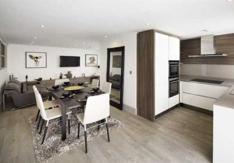 3 bedrooms houses to sale in Whittlebury Mews East, Primrose Hill-image 4