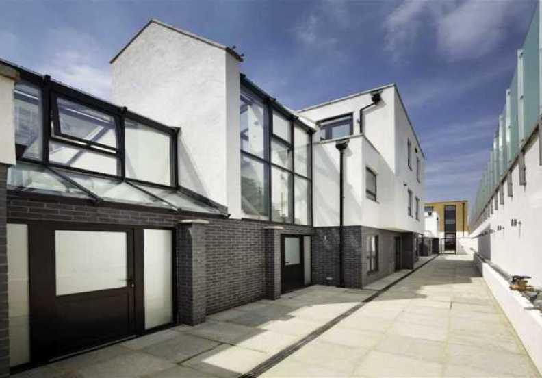 3 bedrooms houses to sale in Whittlebury Mews East, Primrose Hill-image 1