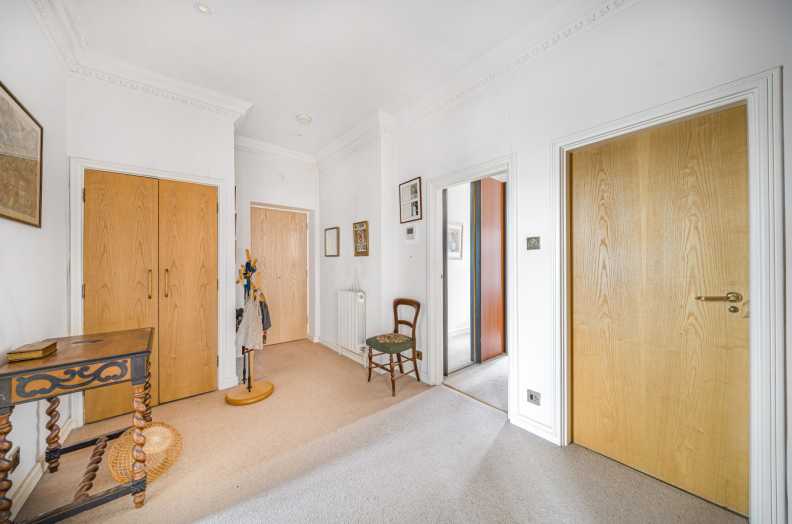 3 bedrooms apartments/flats to sale in Holford Road, Hampstead Village-image 6
