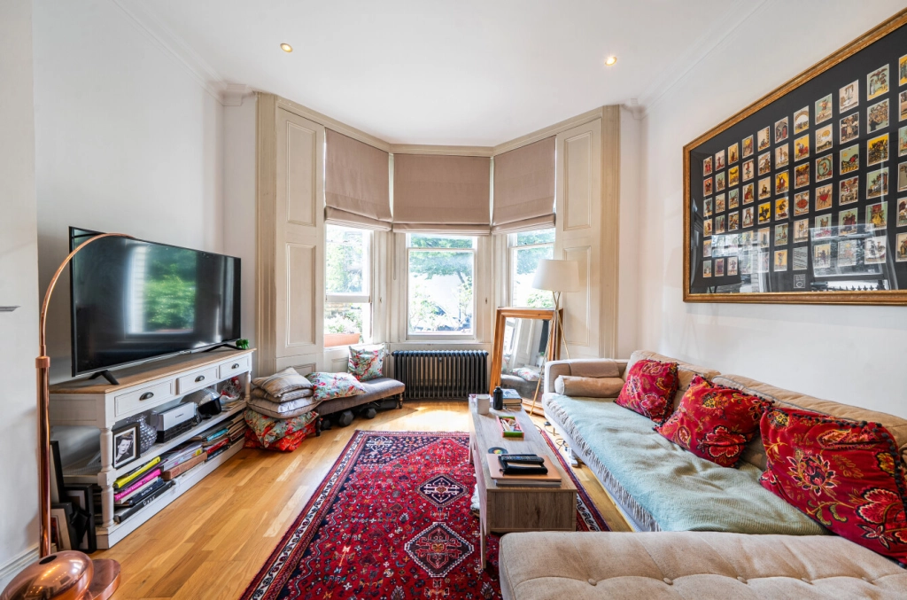 2 bedrooms apartments/flats for sale in Gayton Crescent, Hampstead Village - NW3 view 14