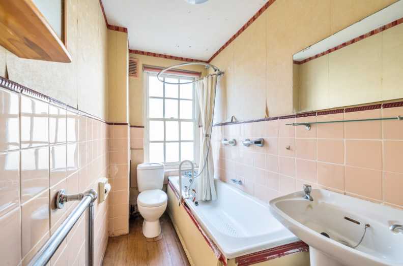 1 bedroom flat for Sale in Eton Rise, Eton College Road, Chalk Farm