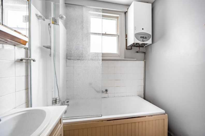 1 bedroom apartments/flats to sale in Belsize Park, Belsize Park-image 8