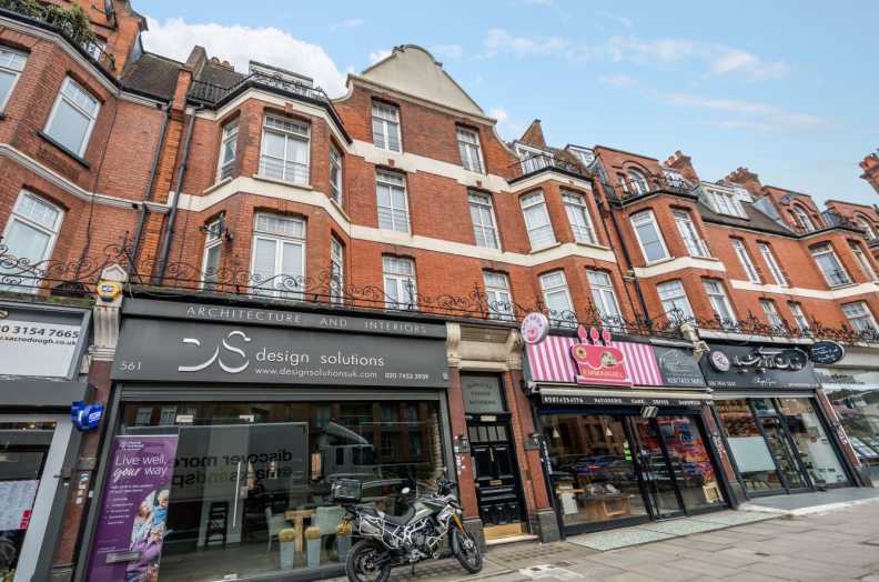 3 bedrooms apartments/flats to sale in Finchley Road, Hampstead-image 8