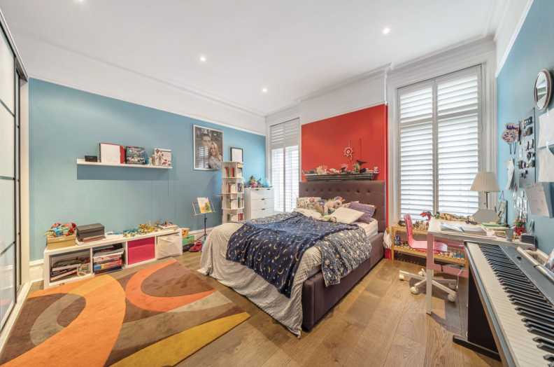 3 bedrooms apartments/flats to sale in Finchley Road, Hampstead-image 5