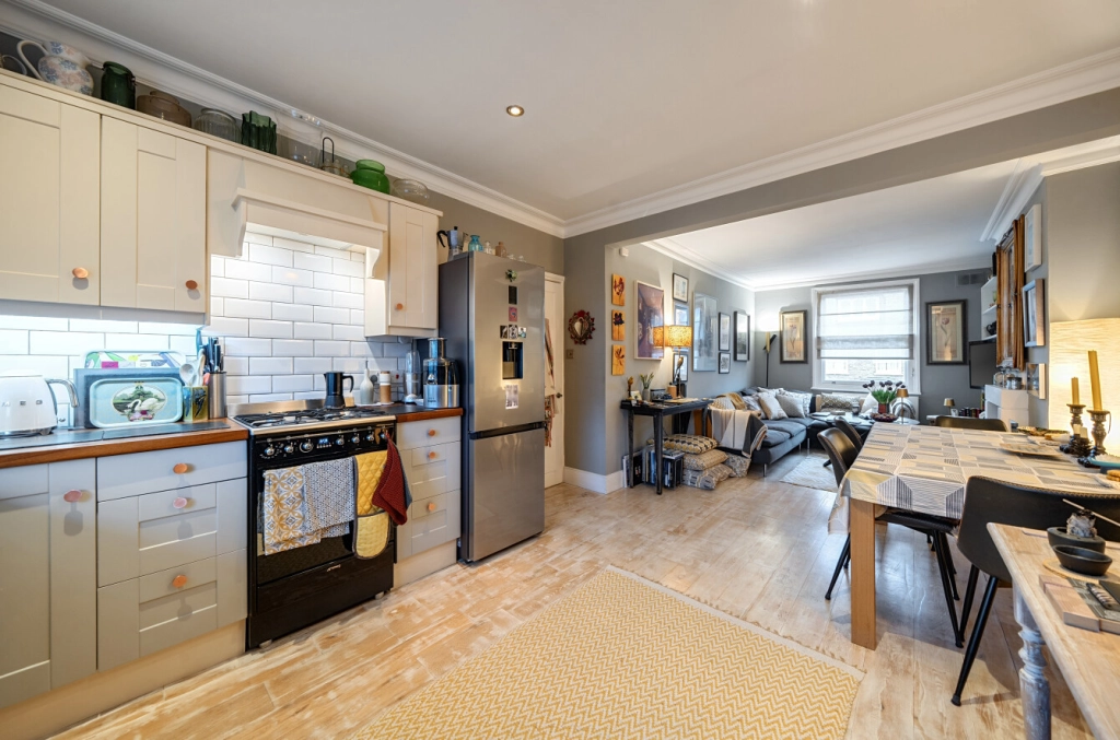 2 bedrooms apartments/flats for sale in Shirlock Road, Hampstead Heath - NW3 view 15