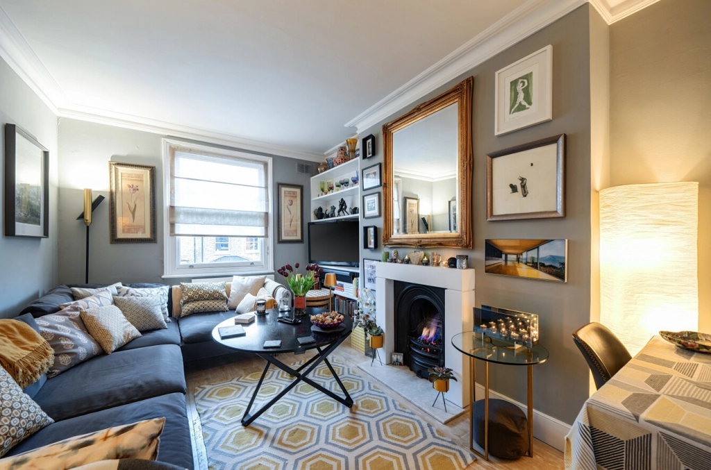 2 bedrooms apartments/flats for sale in Shirlock Road, Hampstead Heath - NW3 view 2
