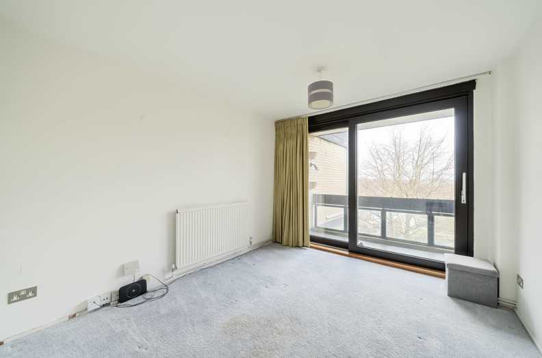 2 bedroom flat for Sale in North Grove, Highgate, N6, London
