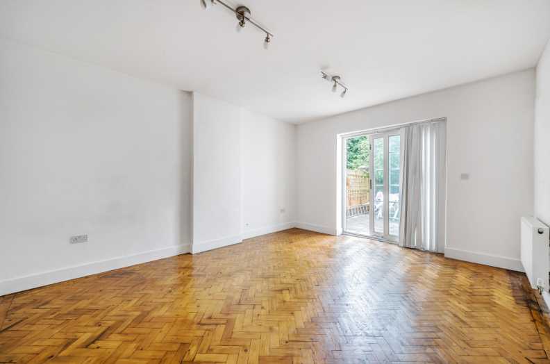 4 bedrooms houses to sale in Finchley Road, Hampstead-image 3
