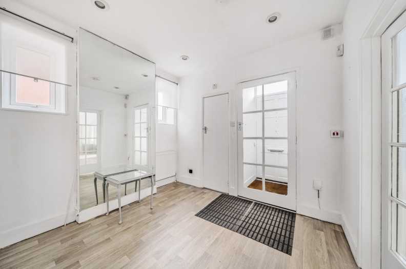 4 bedrooms houses to sale in Finchley Road, Hampstead-image 14