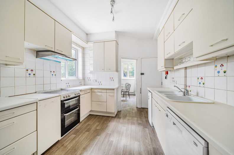 4 bedrooms houses to sale in Finchley Road, Hampstead-image 6