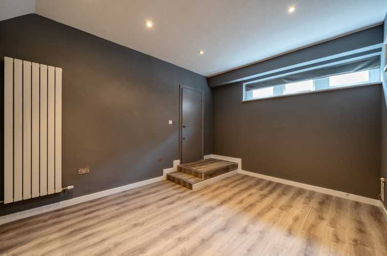 4 bedrooms houses to sale in Quex Mews, West Hampstead-image 13