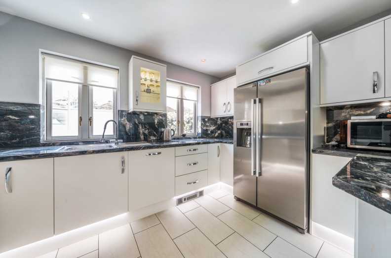 2 bedrooms houses to sale in Broadley Terrace, Marylebone-image 3