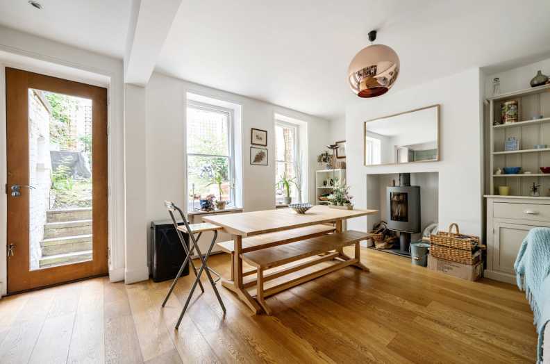 3 bedrooms apartments/flats to sale in Denning Road, Hampstead Village-image 16