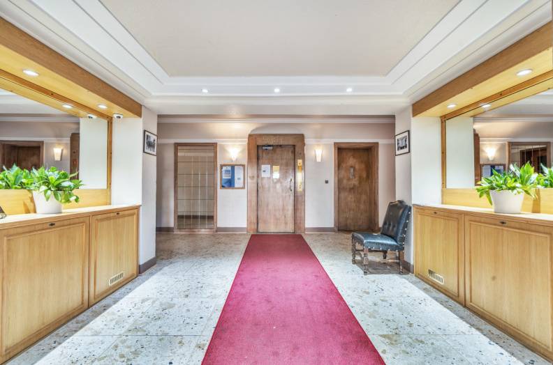 2 bedrooms apartments/flats to sale in Belsize Avenue, Belsize Park-image 8