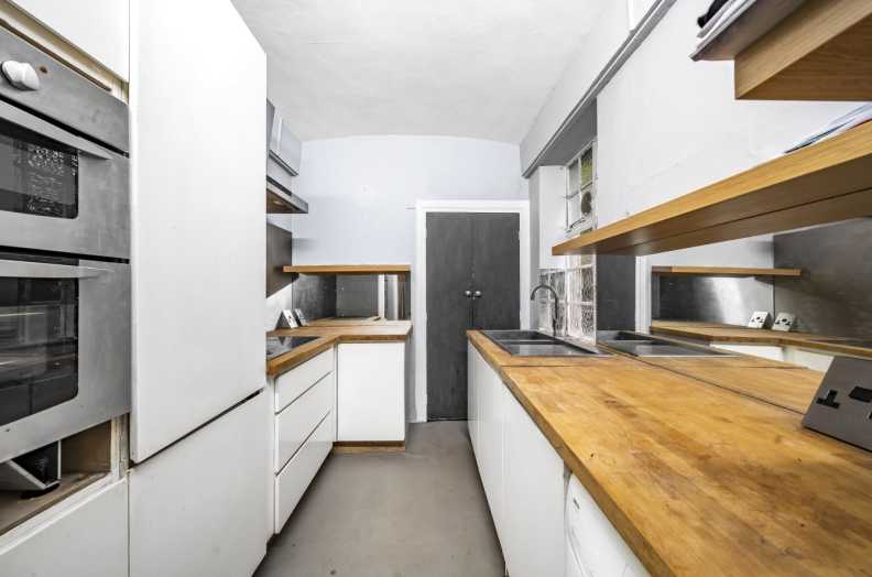 3 bedrooms apartments/flats to sale in Belsize Park, Belsize Park-image 20