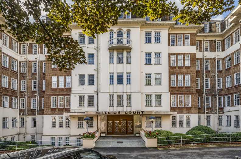 3 bedrooms apartments/flats to sale in Finchley Road, Hampstead-image 1