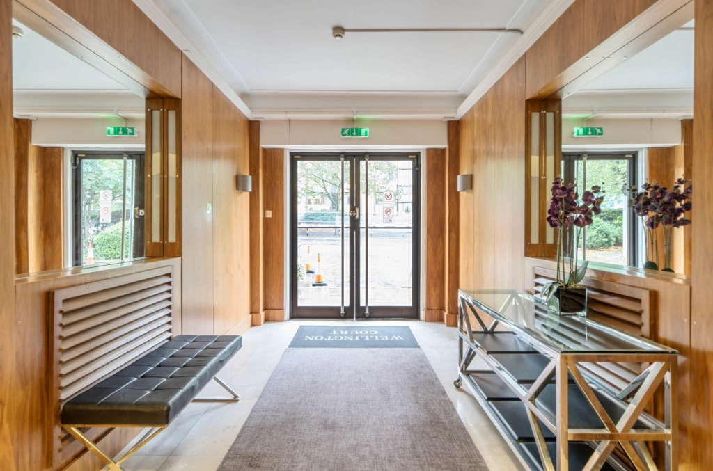 2 bedrooms apartments/flats for sale in Wellington Road, St. John's Wood - NW8 view 5