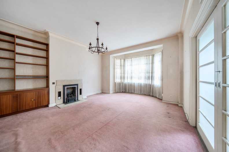 2 bedrooms apartments/flats to sale in Wellington Road, St. John's Wood-image 3