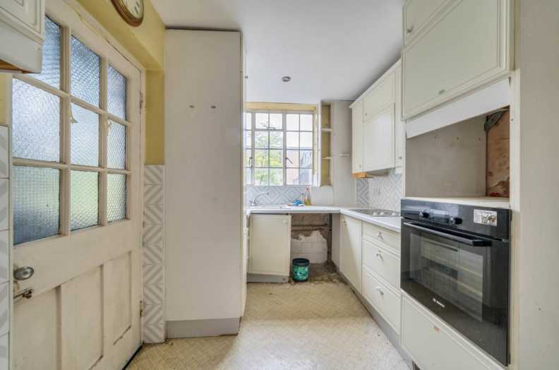 2 bedrooms apartments/flats to sale in Wellington Road, St. John's Wood-image 9