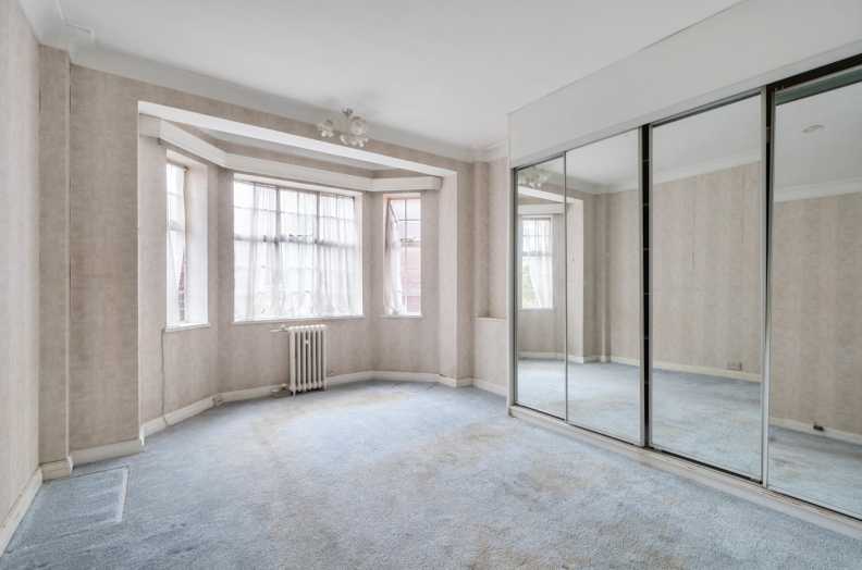 2 bedrooms apartments/flats to sale in Wellington Road, St. John's Wood-image 6