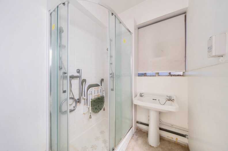 2 bedrooms apartments/flats to sale in Wellington Road, St. John's Wood-image 13