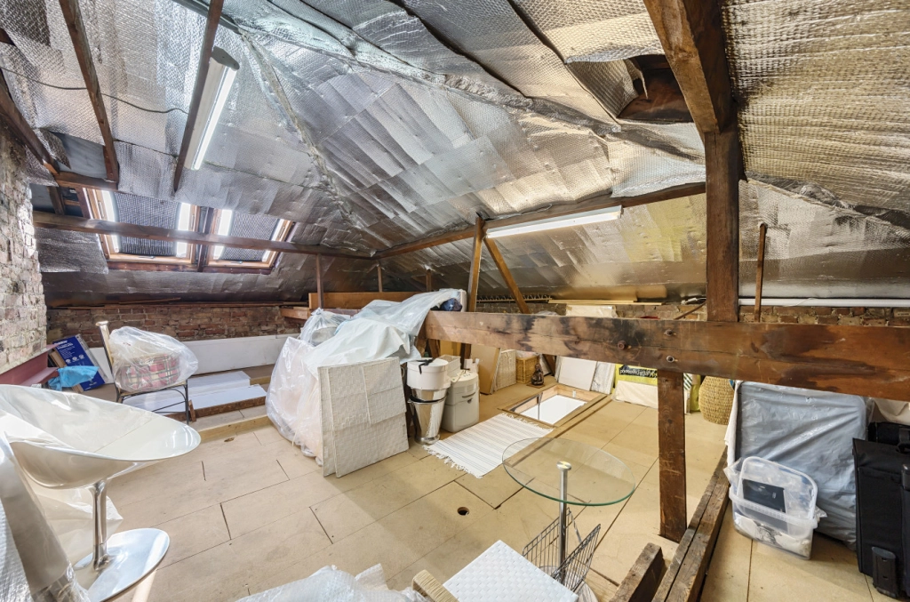 4 bedrooms houses for sale in North End Road, Golders Green - NW11 view 15