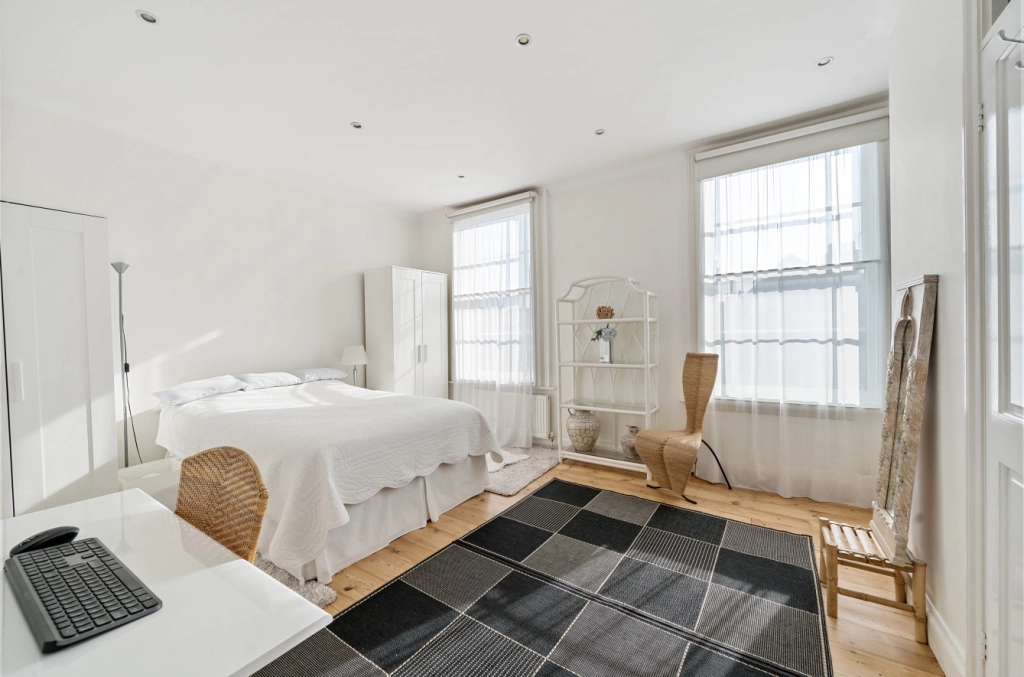 4 bedrooms houses for sale in North End Road, Golders Green - NW11 view 8