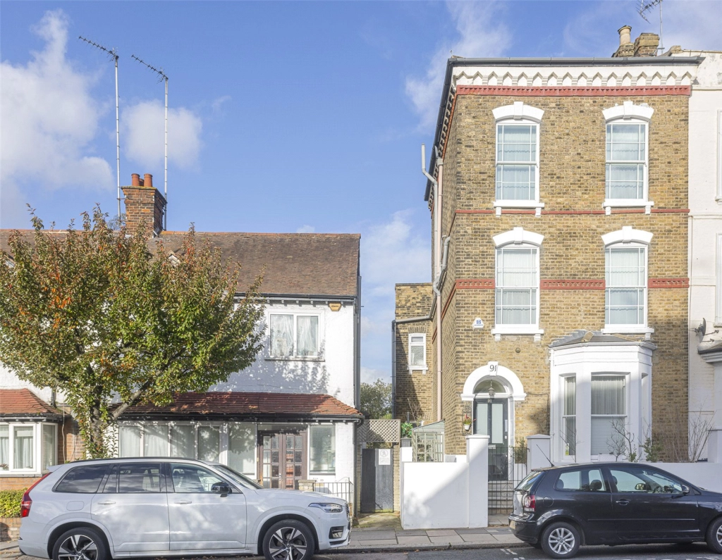 4 bedrooms houses for sale in North End Road, Golders Green - NW11 view 22