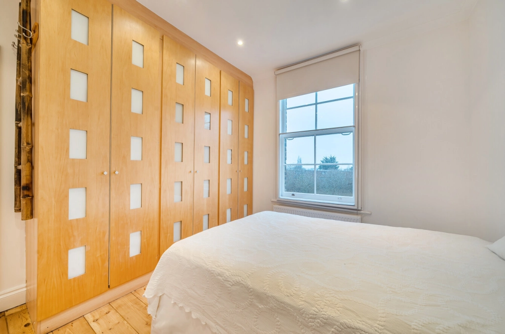 4 bedrooms houses for sale in North End Road, Golders Green - NW11 view 14