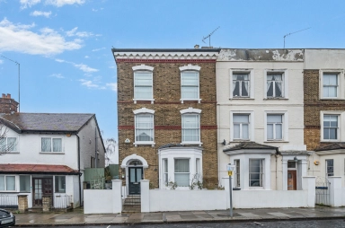 North End Road, Golders Green - NW11 view 28