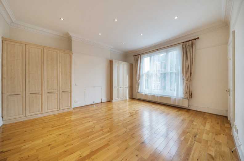 8 bedrooms houses to sale in Priory Road, West Hampstead-image 6