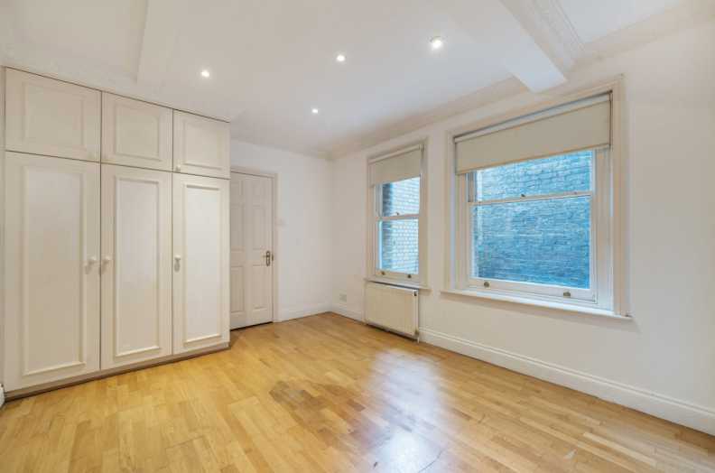 8 bedrooms houses to sale in Priory Road, West Hampstead-image 7