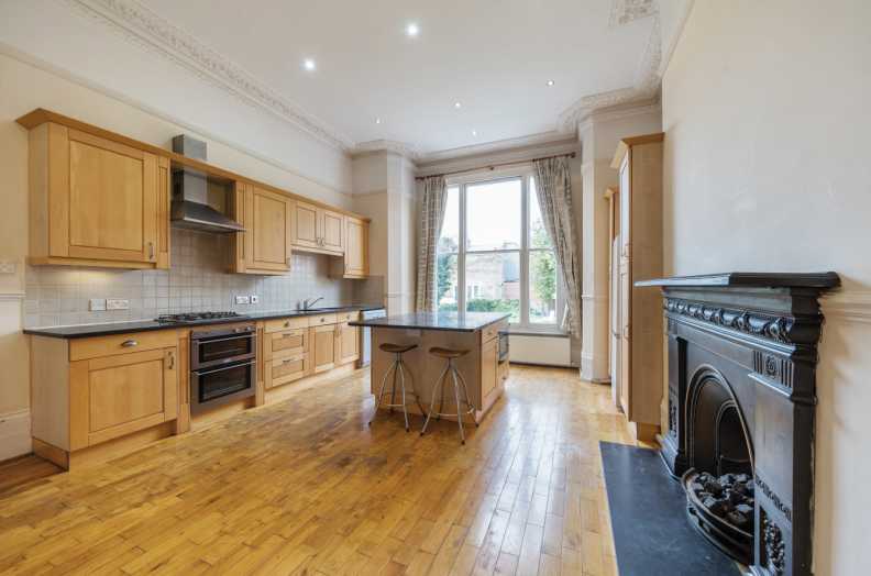 8 bedrooms houses to sale in Priory Road, West Hampstead-image 14