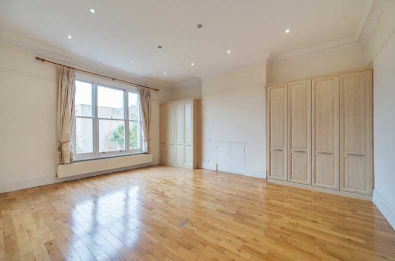 8 bedrooms houses to sale in Priory Road, West Hampstead-image 15