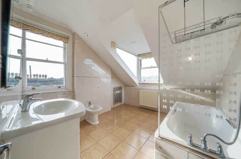 8 bedrooms houses to sale in Priory Road, West Hampstead-image 16