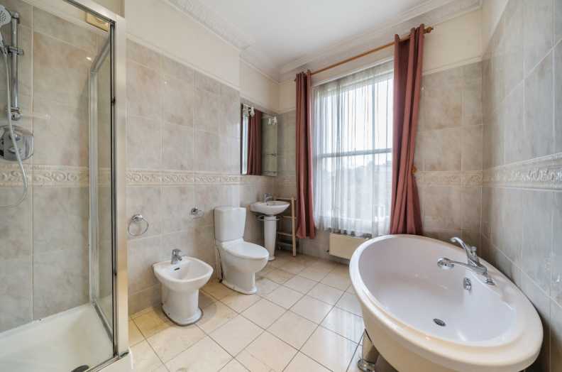 8 bedrooms houses to sale in Priory Road, West Hampstead-image 18