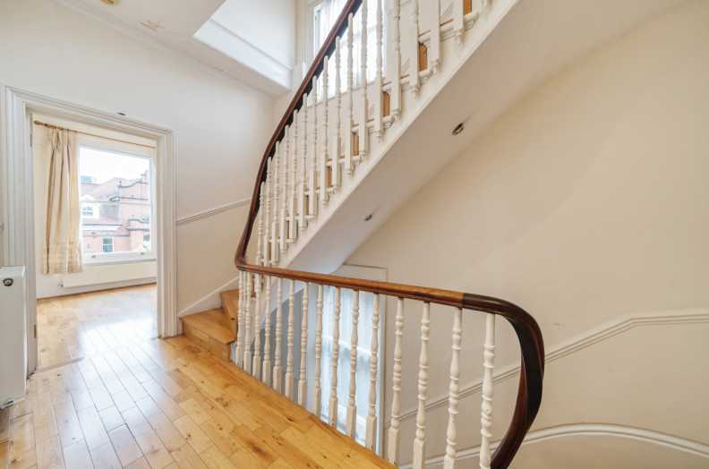 8 bedrooms houses to sale in Priory Road, West Hampstead-image 20
