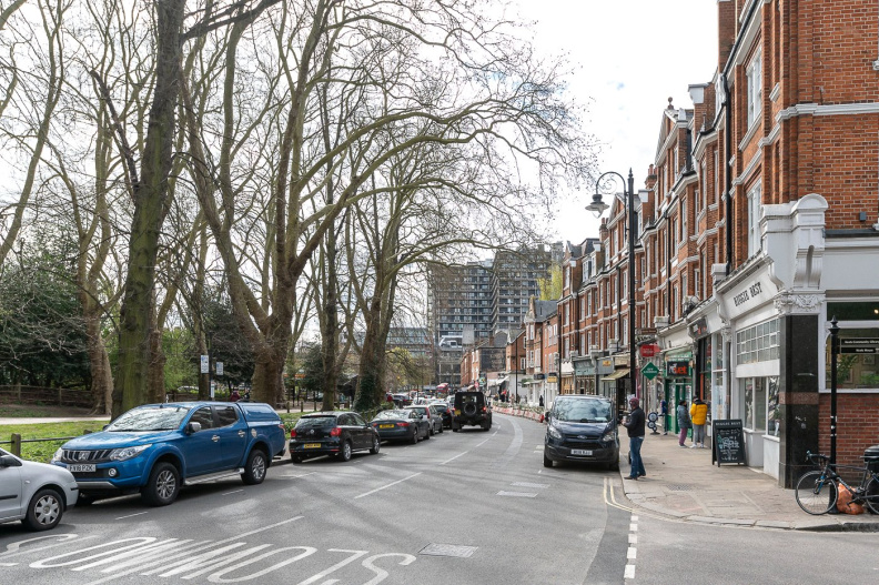 1 bedroom apartments/flats to sale in South End Road, Hampstead-image 8